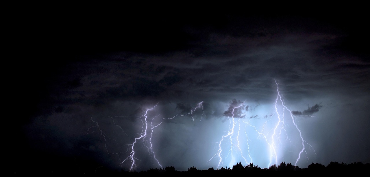 Reading the Monsoon: Books That Capture the Rhythm of Rainy Season